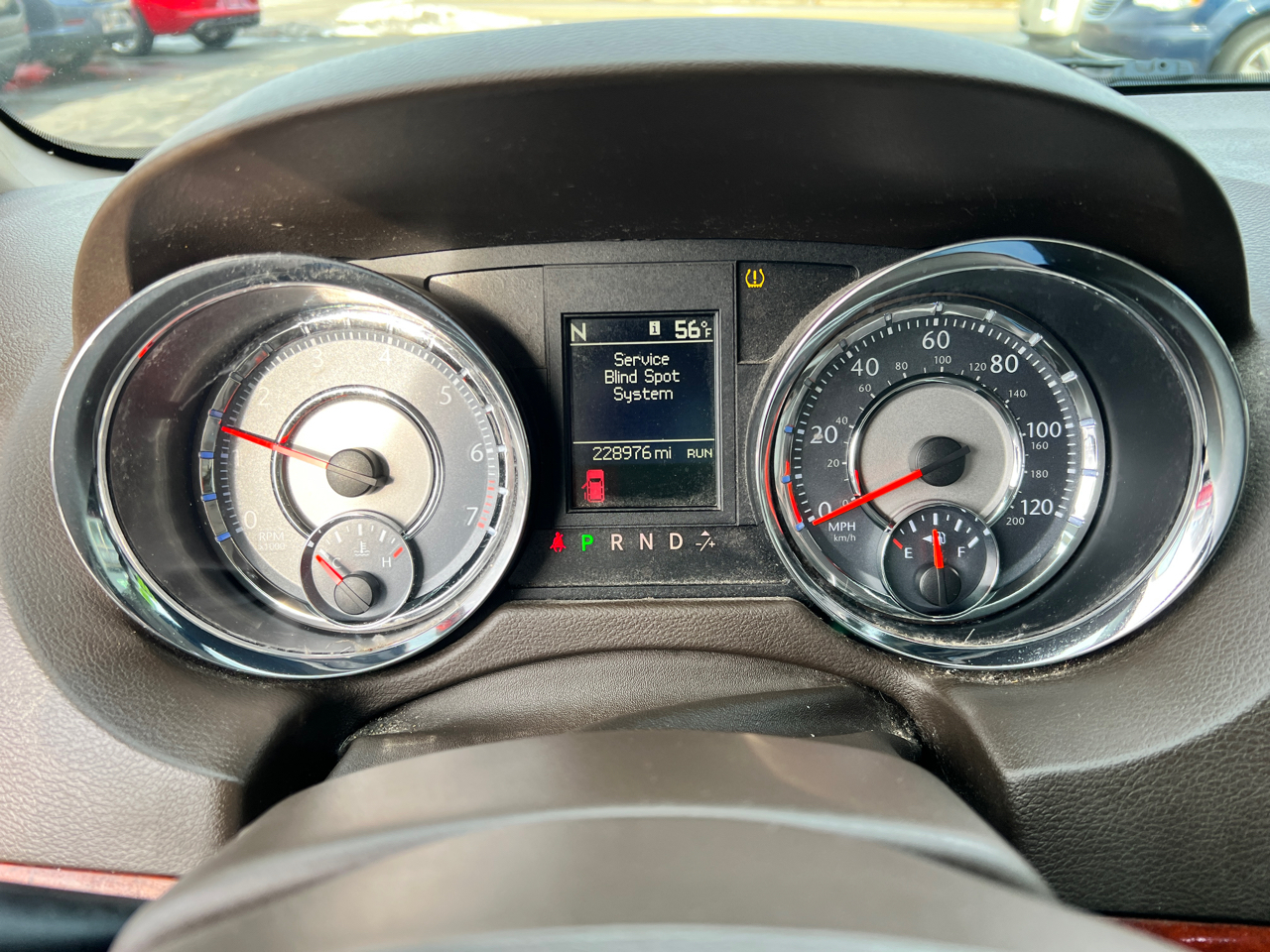 Chrysler Town & Country 4dr Wgn Touring-L 2012