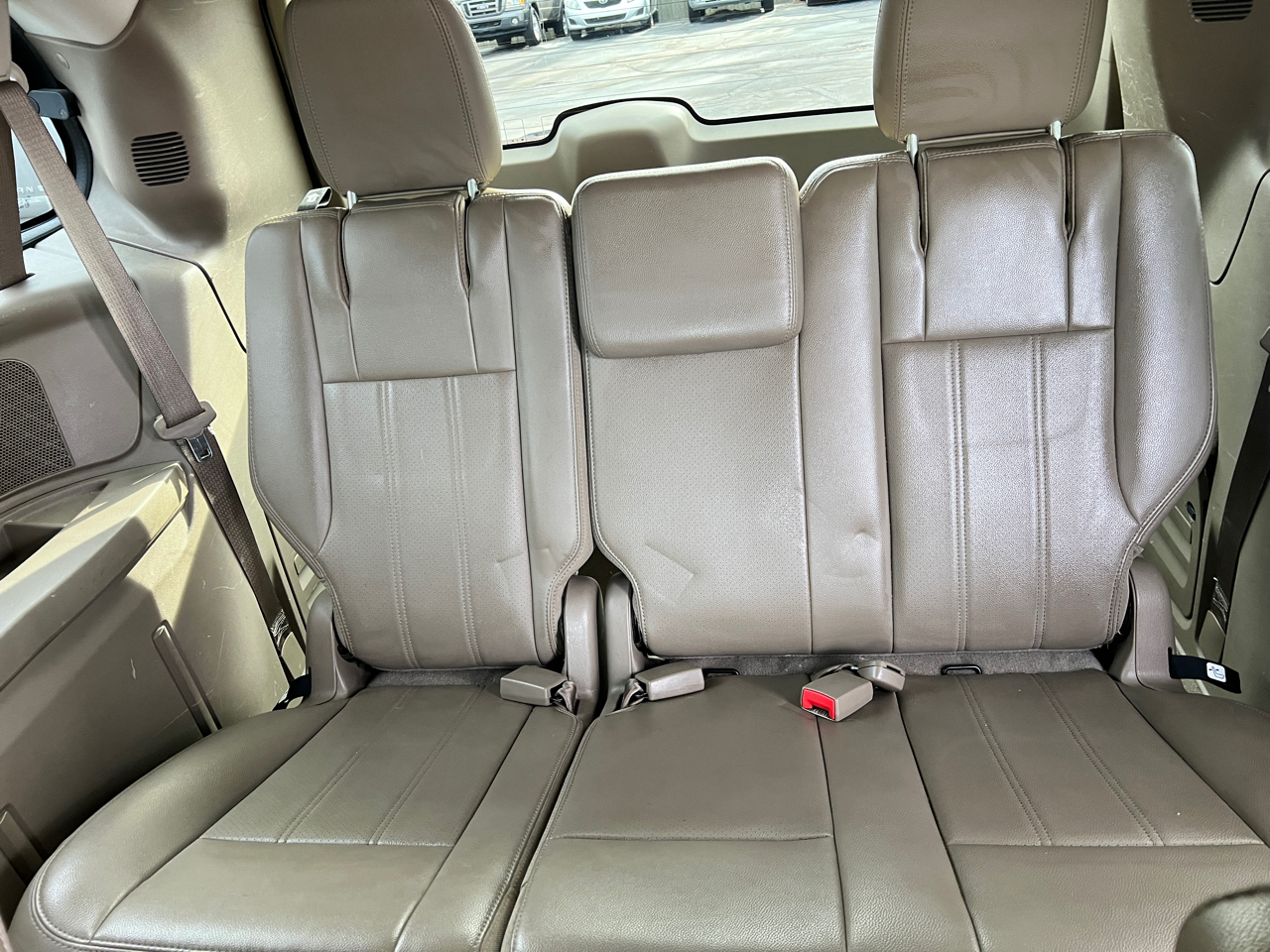 Chrysler Town & Country 4dr Wgn Touring-L 2012