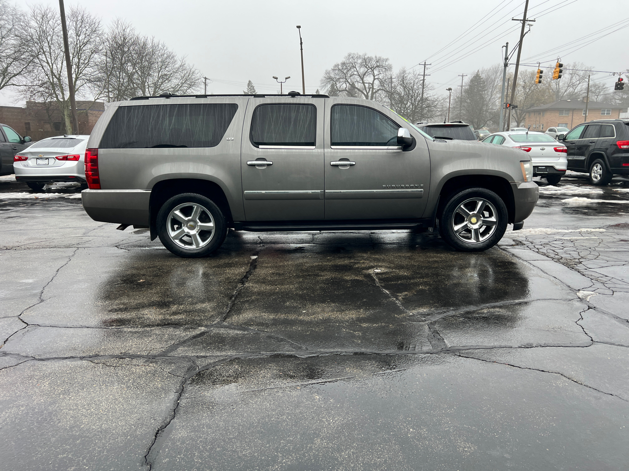 Chevrolet Suburban 4WD 4dr 1500 LTZ 2009