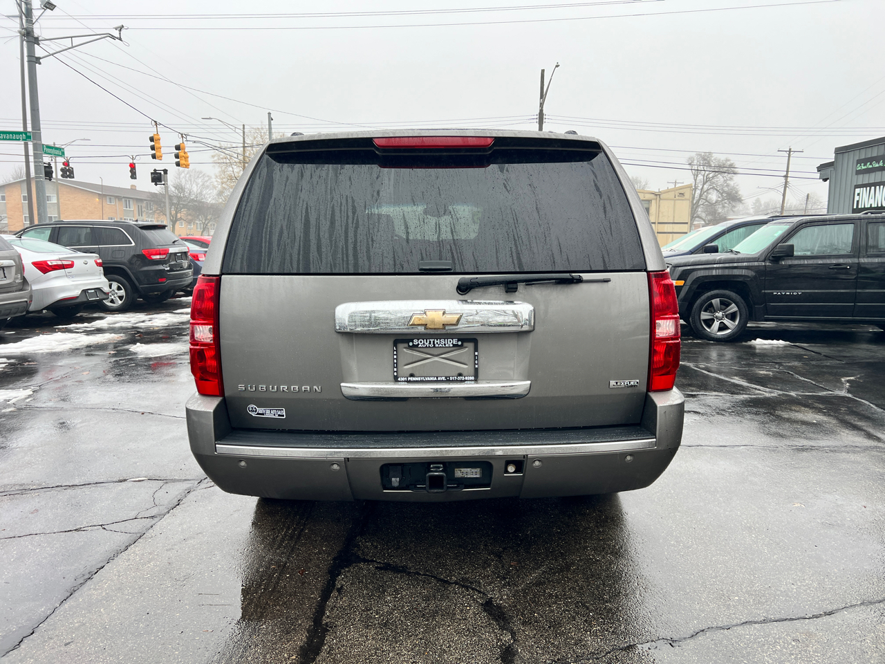 Chevrolet Suburban 4WD 4dr 1500 LTZ 2009