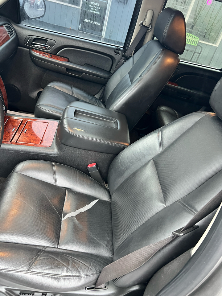 Chevrolet Suburban 4WD 4dr 1500 LTZ 2009