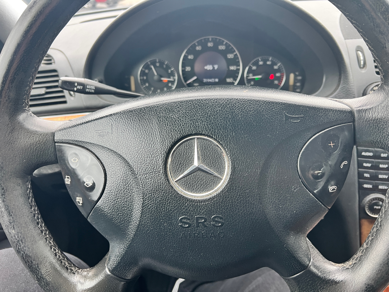 Mercedes-Benz E-Class 4dr Sdn 3.2L 4MATIC *Ltd Avail* 2005