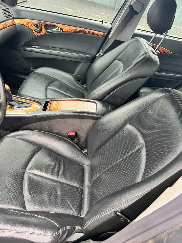 Mercedes-Benz E-Class 4dr Sdn 3.2L 4MATIC *Ltd Avail* 2005