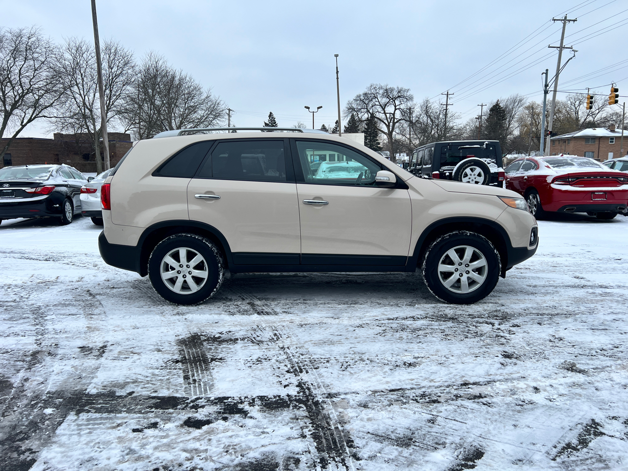 Kia Sorento 2WD 4dr I4 LX 2011