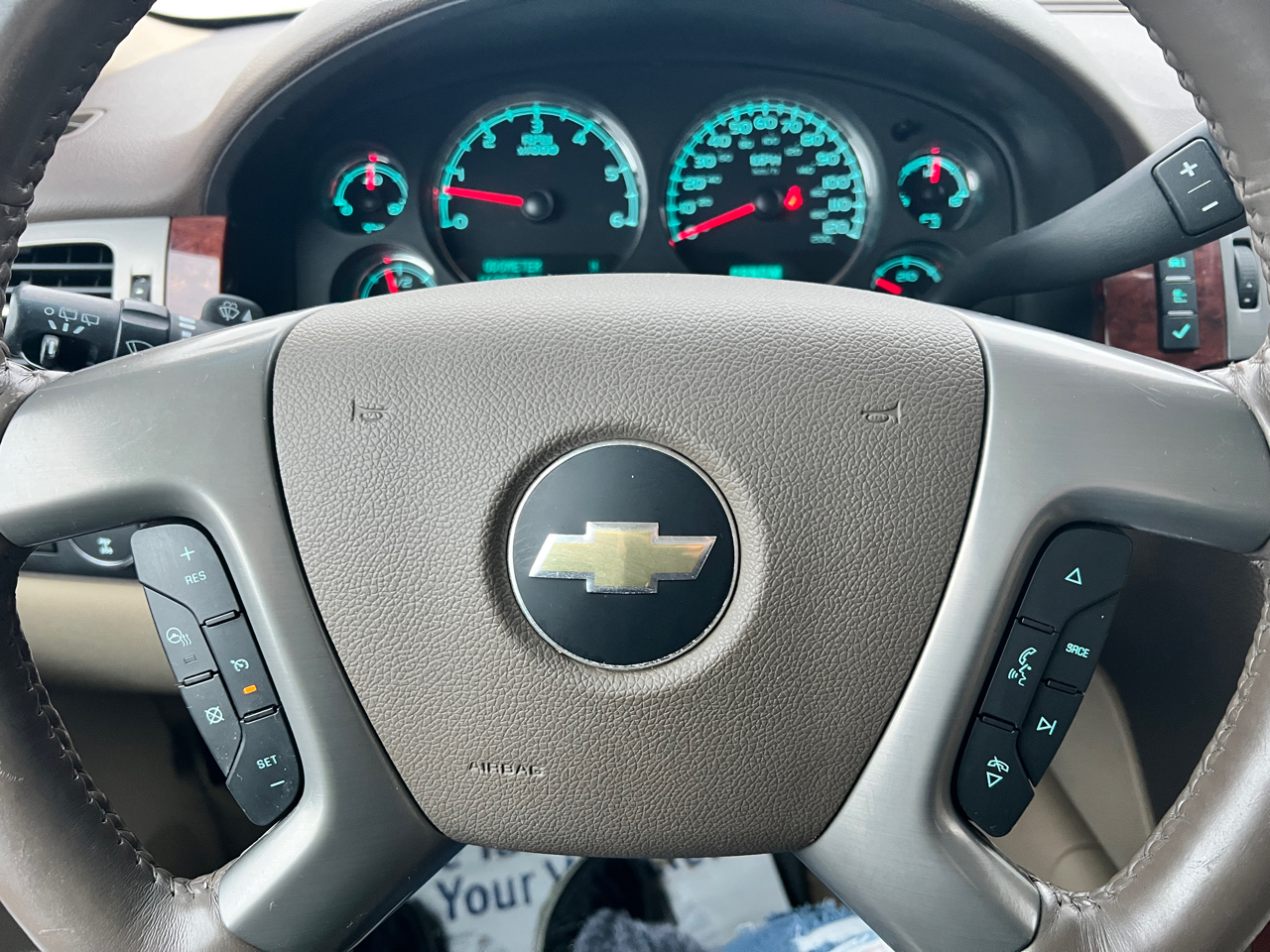 Chevrolet Suburban 4WD 4dr LTZ 2014