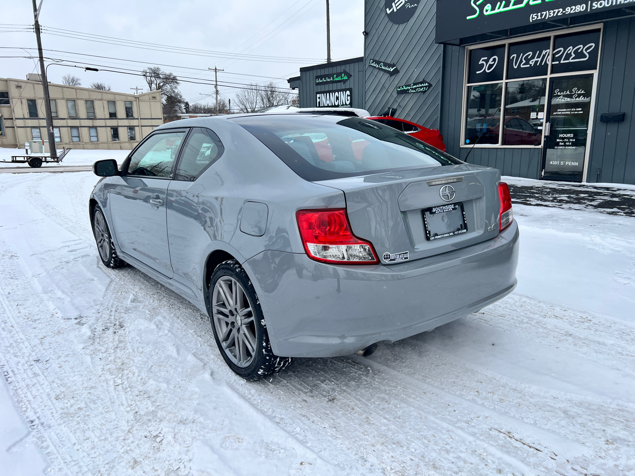 Scion tC Sports Coupe 4-Spd AT 2012