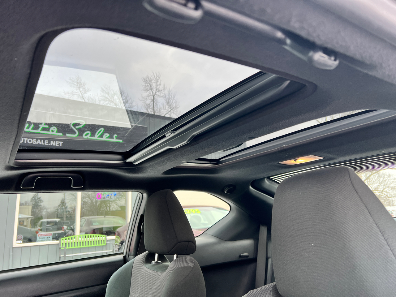 Scion tC Sports Coupe 4-Spd AT 2012