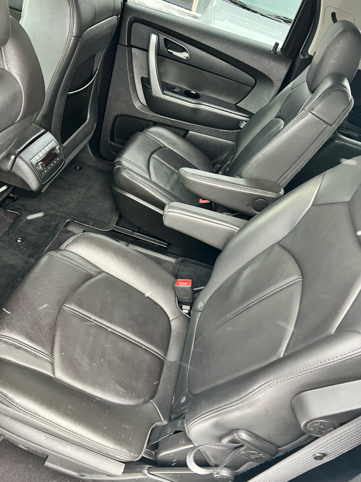 GMC Acadia FWD 4dr SLT1 2010