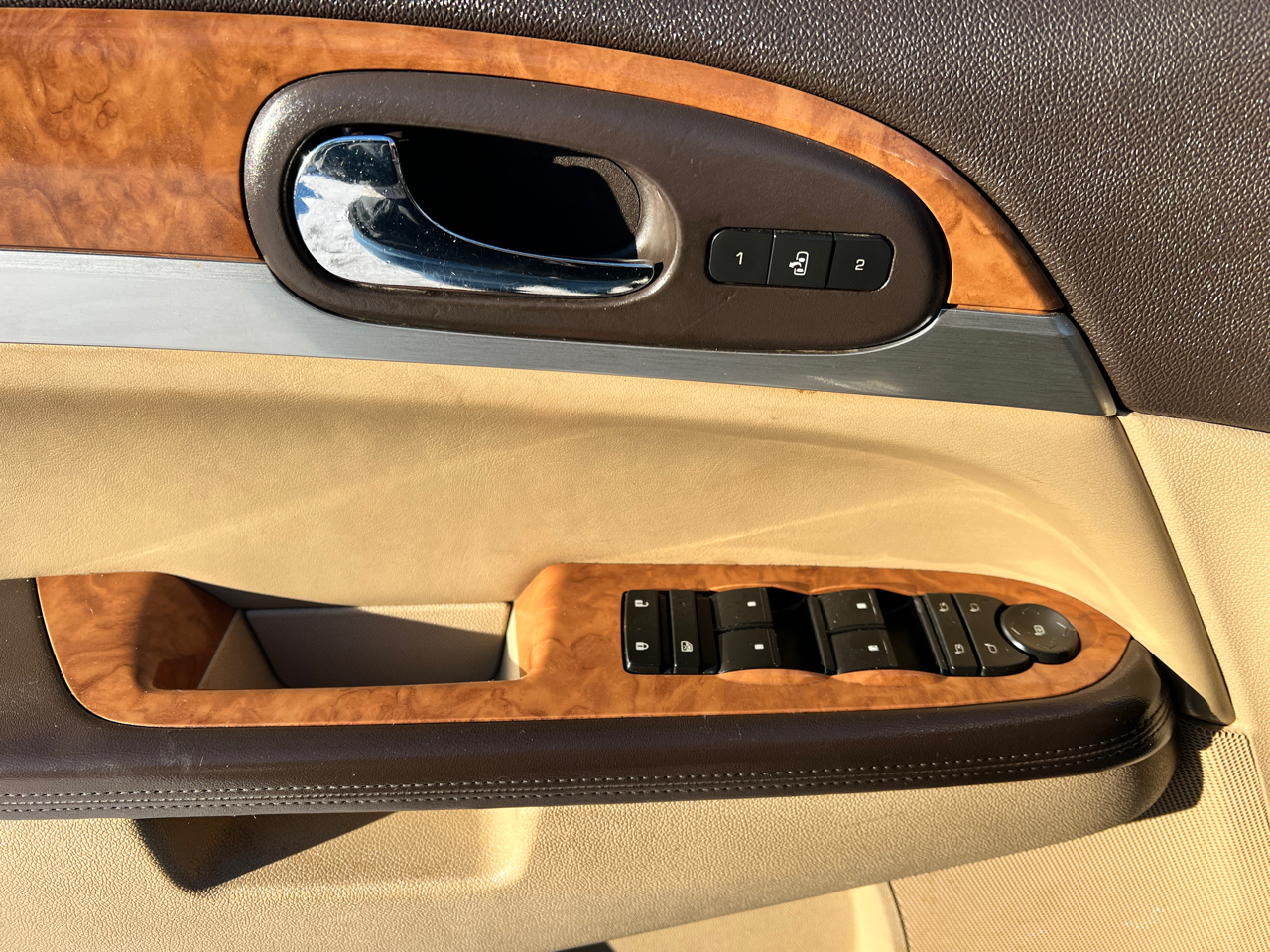 Buick Enclave FWD 4dr CXL 2009