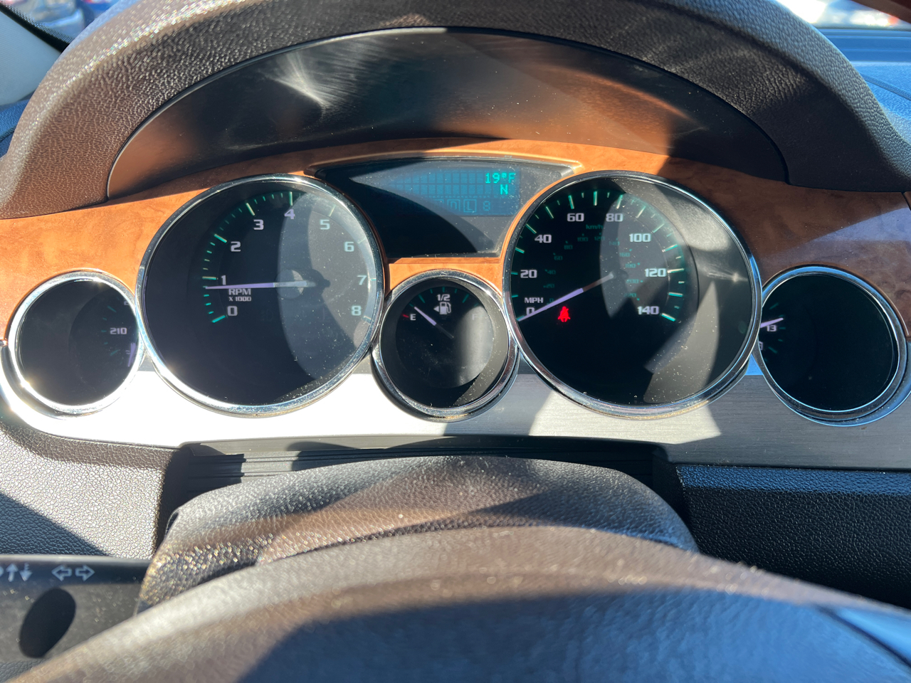 Buick Enclave FWD 4dr CXL 2009