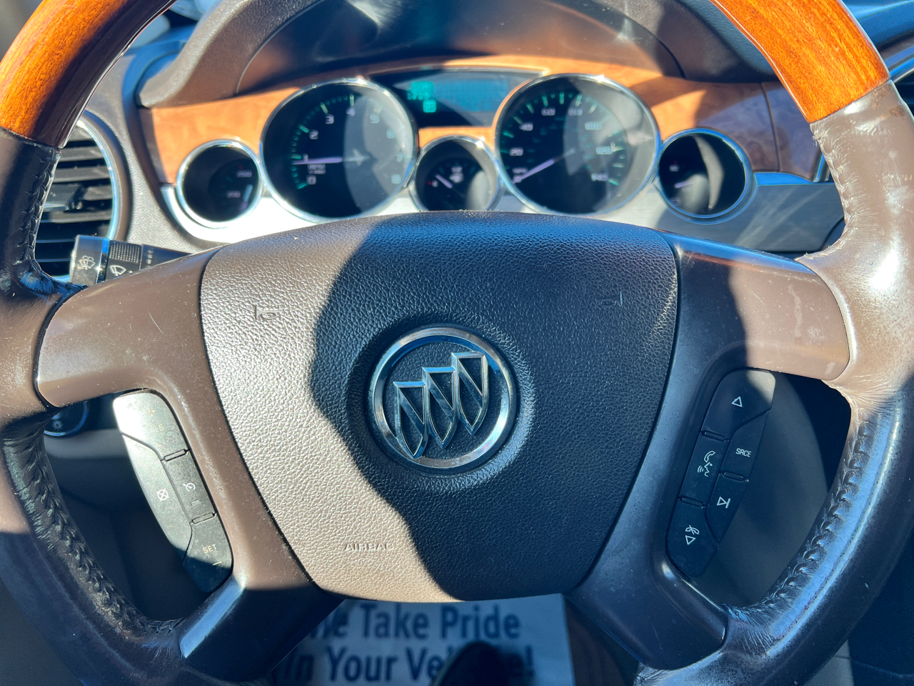 Buick Enclave FWD 4dr CXL 2009