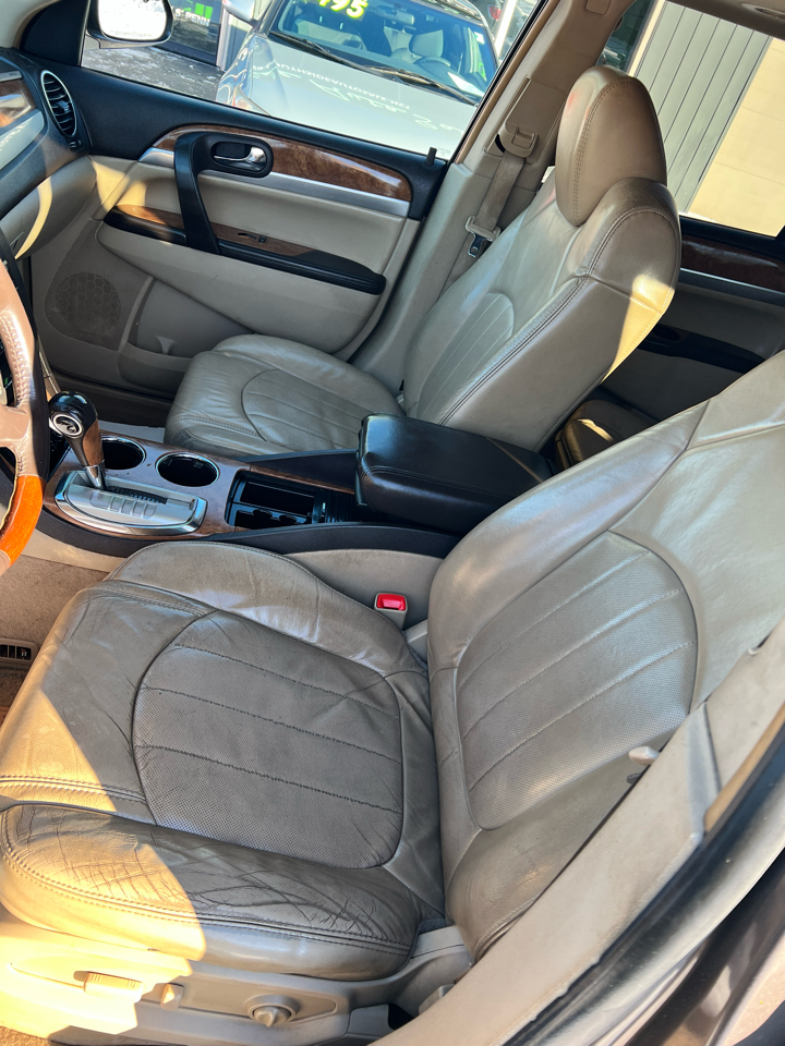 Buick Enclave FWD 4dr CXL 2009