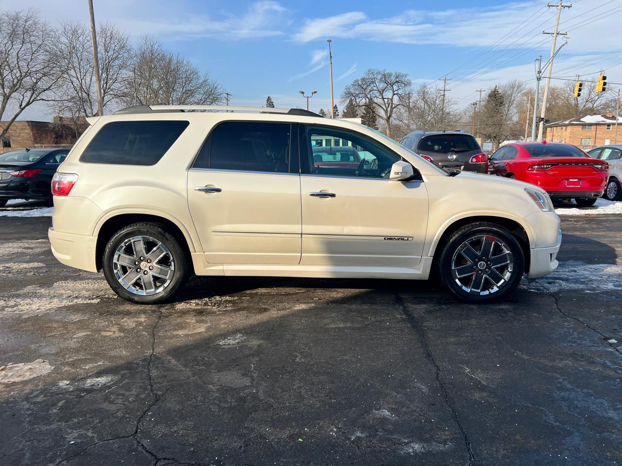 GMC Acadia AWD 4dr Denali 2011