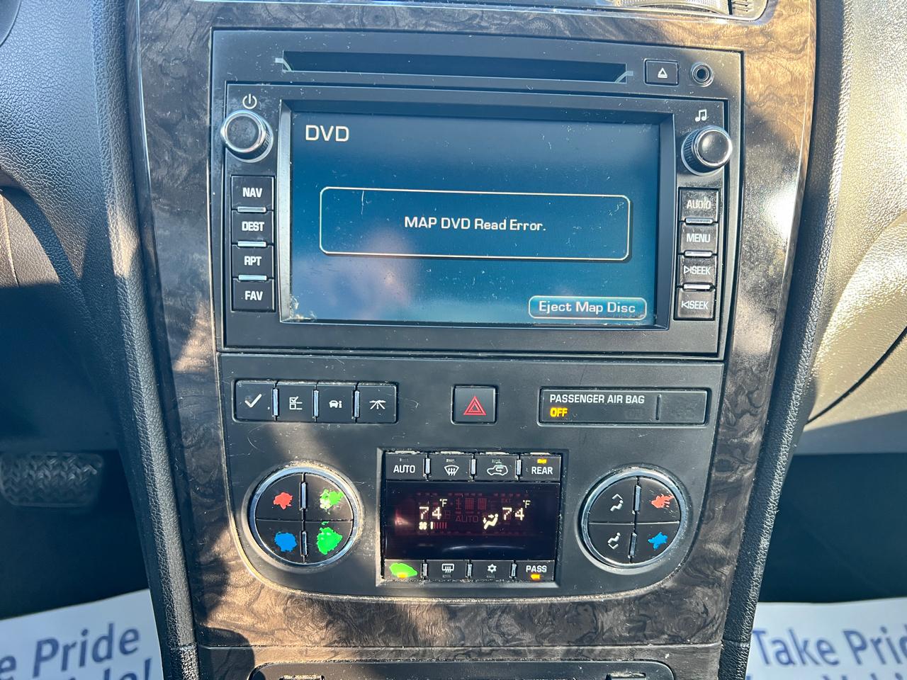 GMC Acadia AWD 4dr Denali 2011