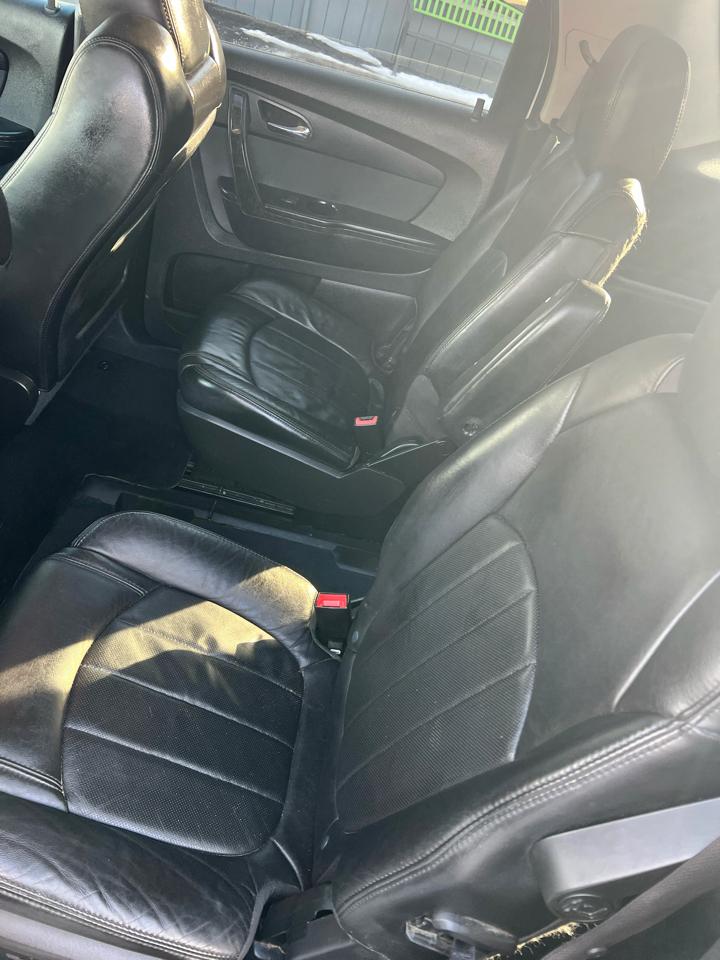 GMC Acadia AWD 4dr Denali 2011