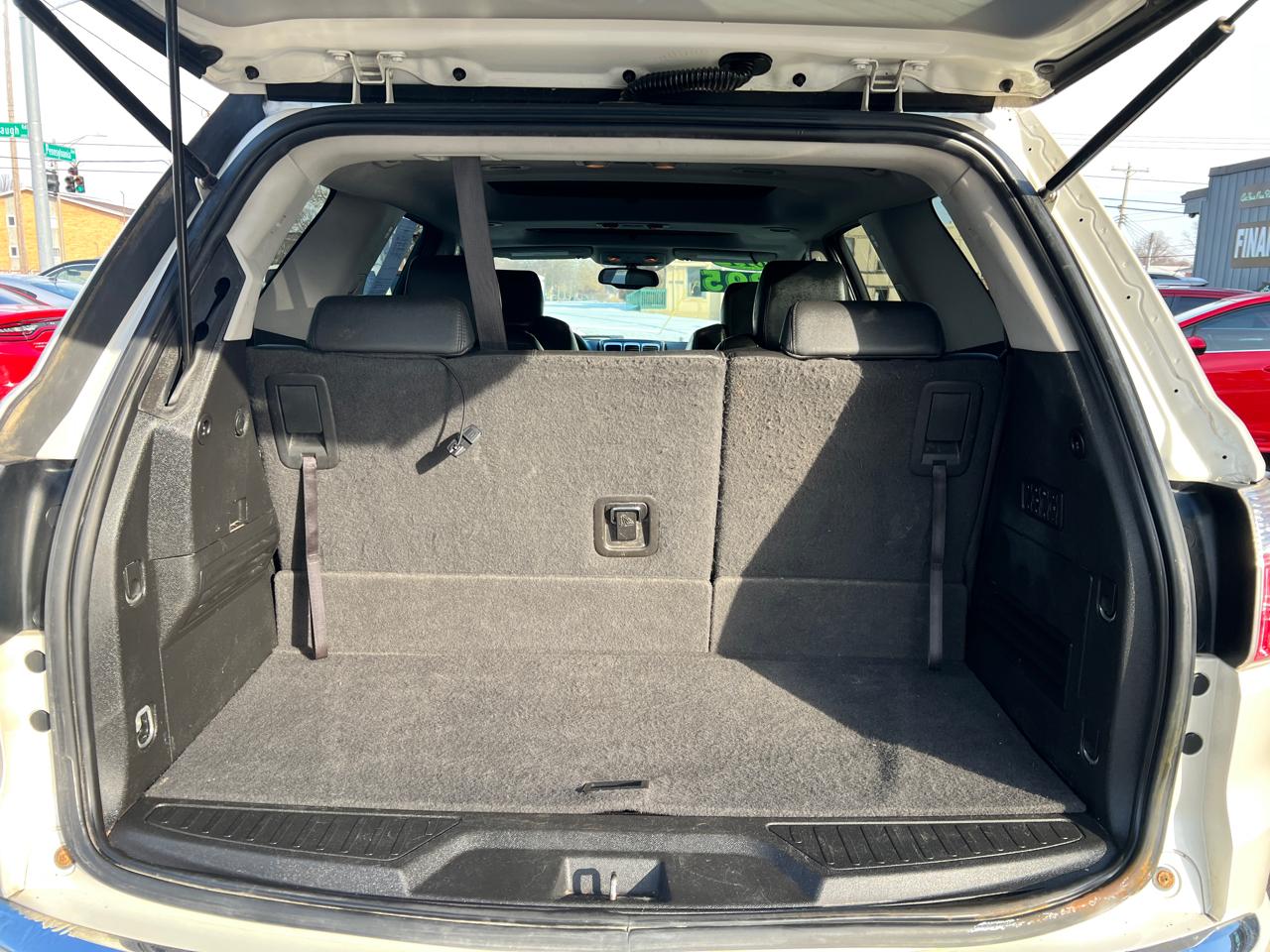 GMC Acadia AWD 4dr Denali 2011