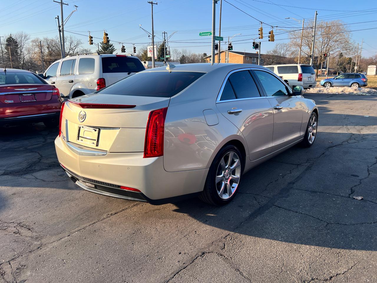 Cadillac ATS 4dr Sdn 2.5L Luxury RWD 2013