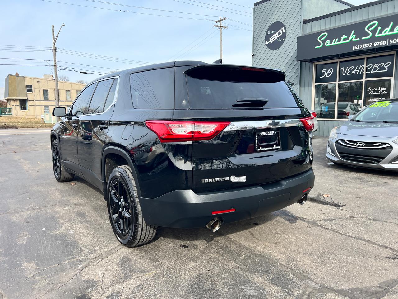 Chevrolet Traverse FWD 4dr LS w/1LS 2019