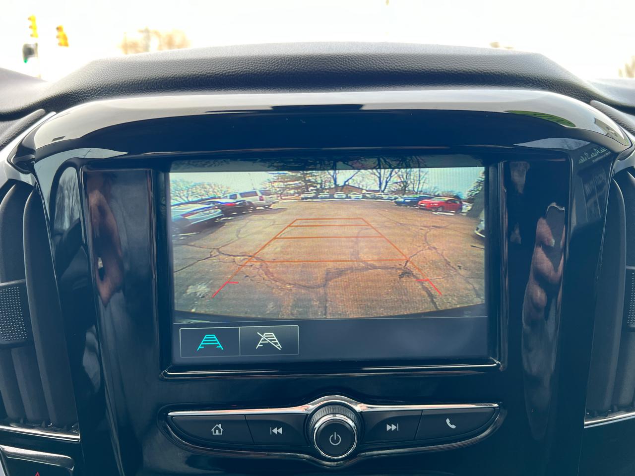 Chevrolet Traverse FWD 4dr LS w/1LS 2019