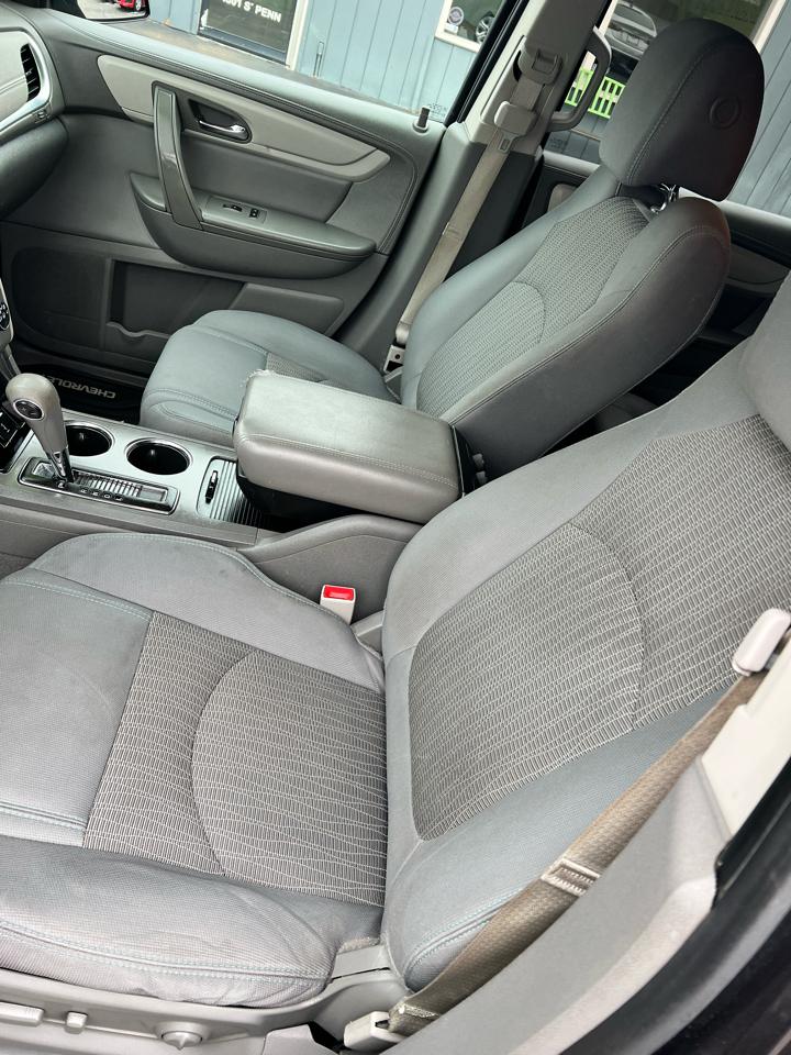 Chevrolet Traverse FWD 4dr LS 2015