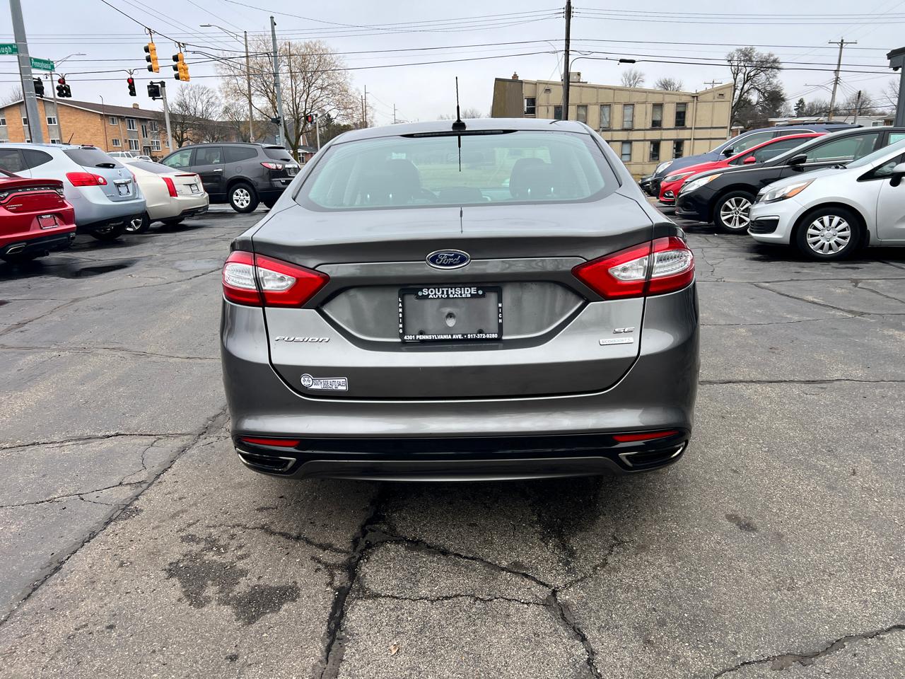 Ford Fusion 4dr Sdn SE FWD 2014