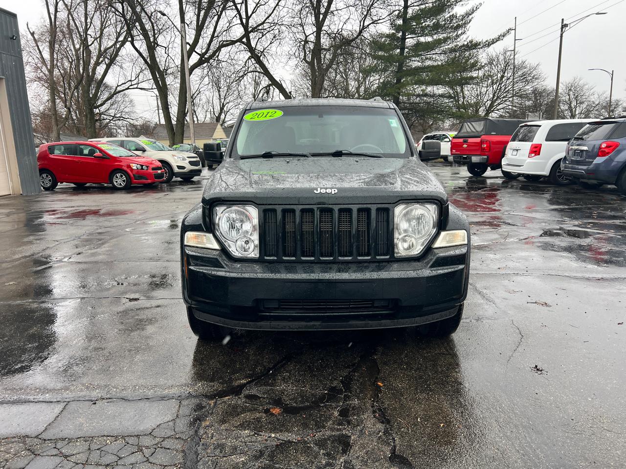 Jeep Liberty 4WD 4dr Sport 2012
