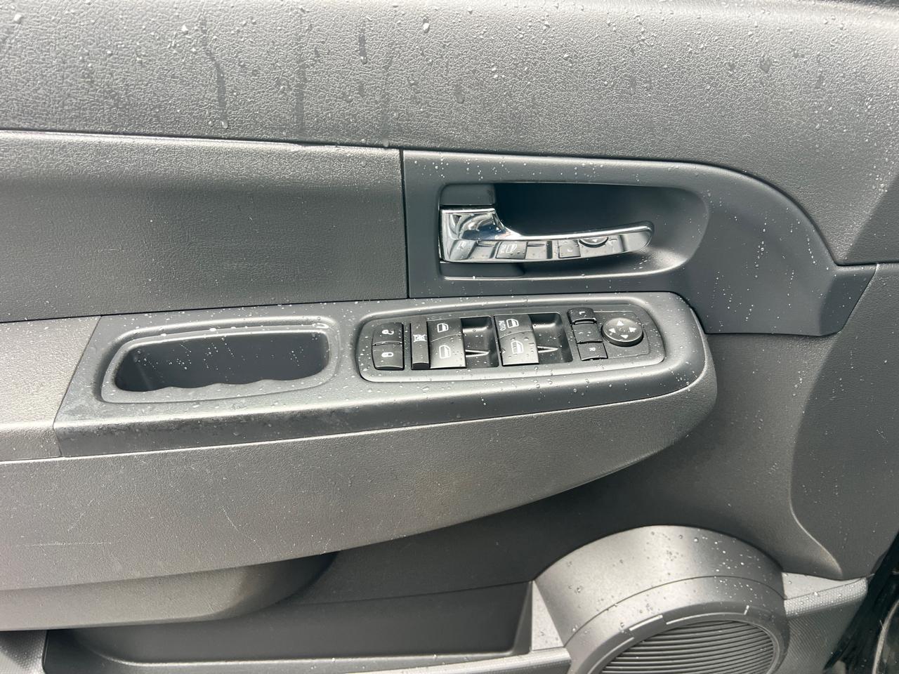 Jeep Liberty 4WD 4dr Sport 2012