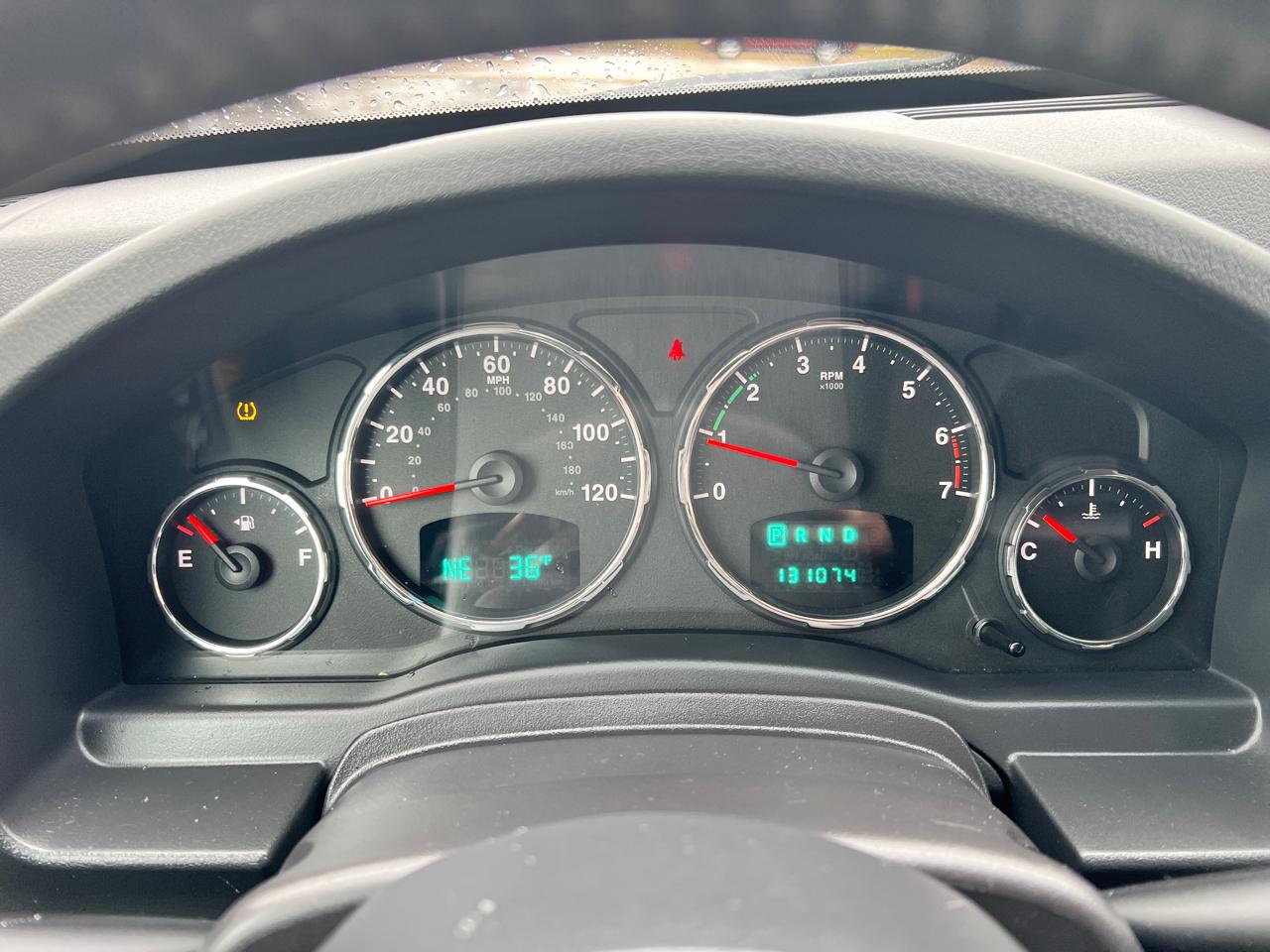 Jeep Liberty 4WD 4dr Sport 2012