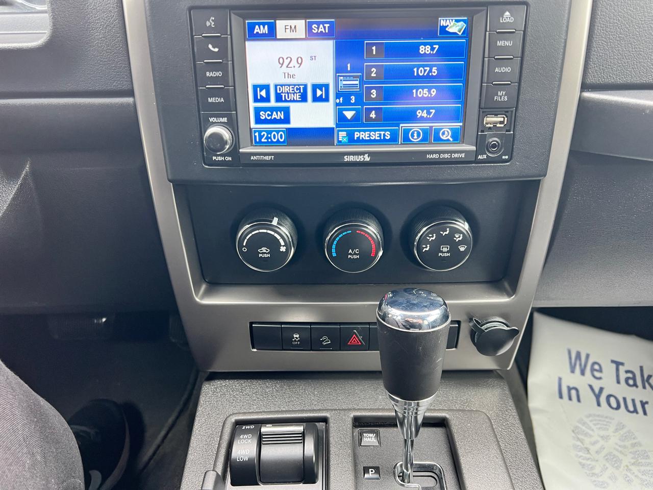 Jeep Liberty 4WD 4dr Sport 2012