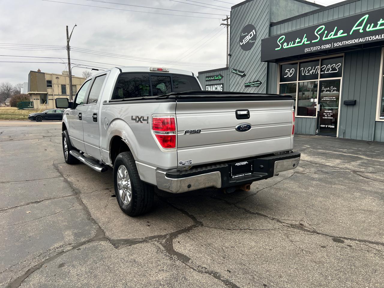 Ford F-150 4WD SuperCrew 145" XLT 2010