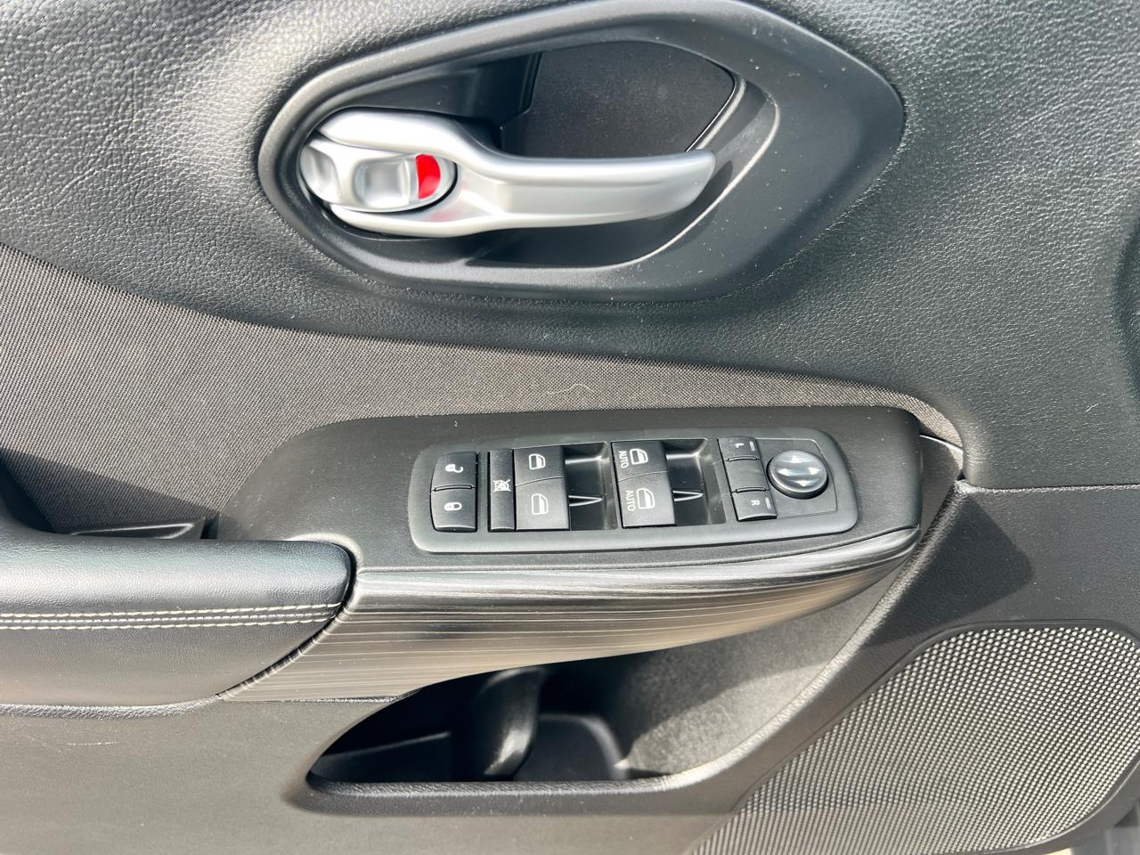 Jeep Cherokee 4WD 4dr Latitude 2014