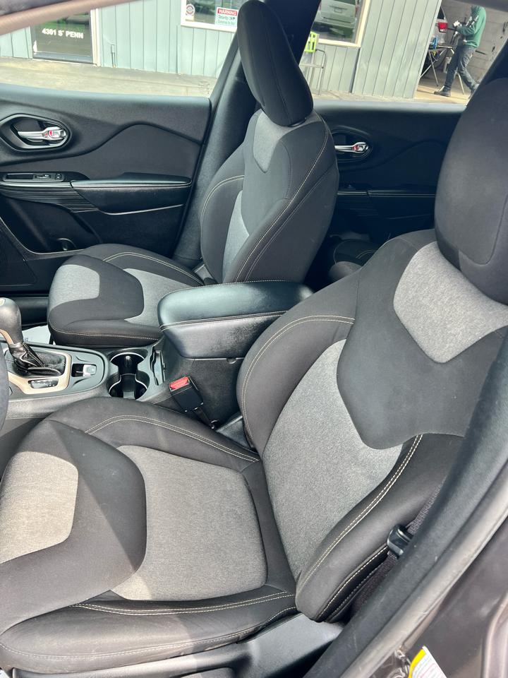 Jeep Cherokee 4WD 4dr Latitude 2014