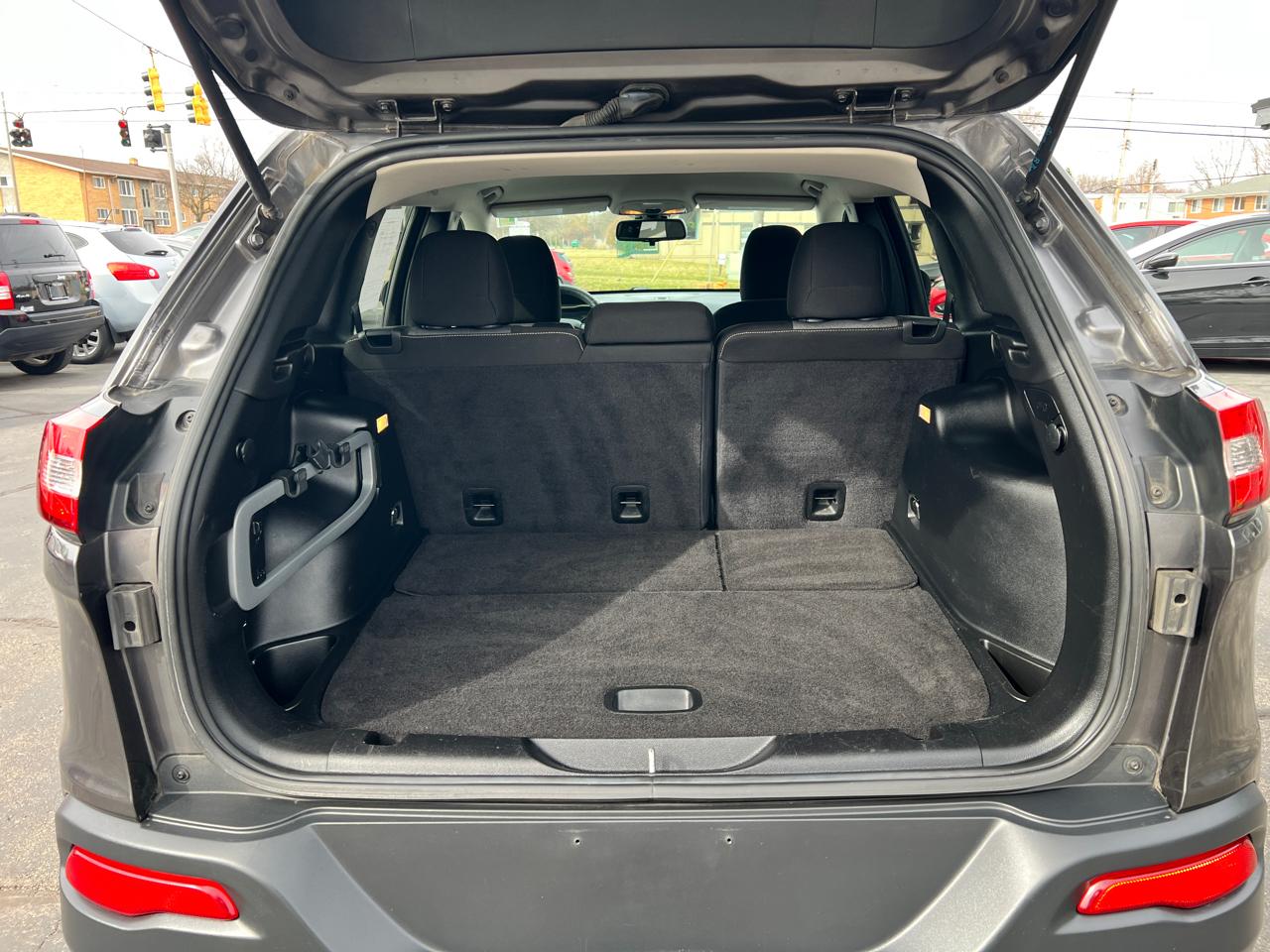 Jeep Cherokee 4WD 4dr Latitude 2014