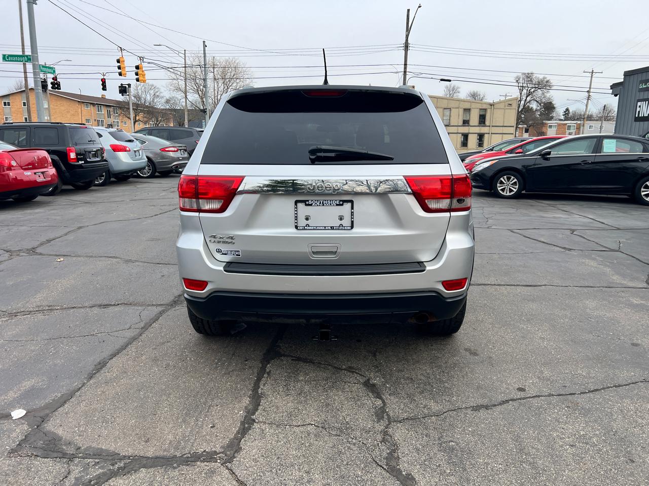 Jeep Grand Cherokee 4WD 4dr Laredo 2011