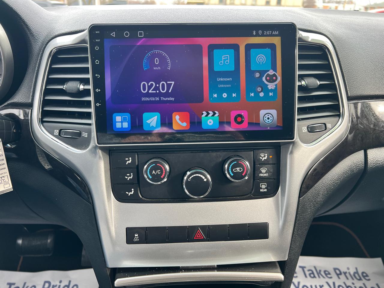 Jeep Grand Cherokee 4WD 4dr Laredo 2011