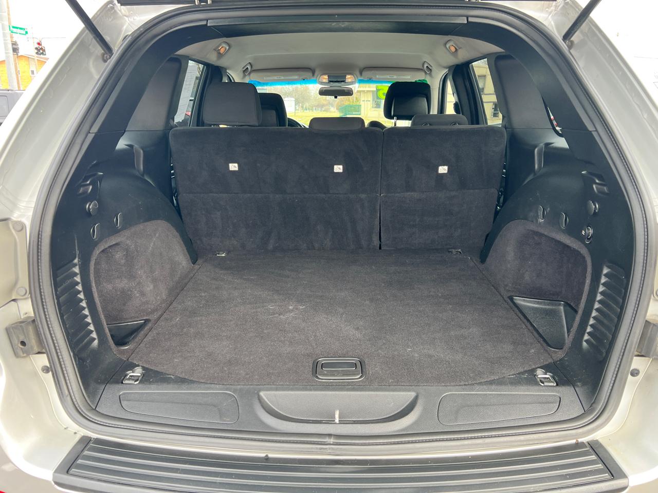 Jeep Grand Cherokee 4WD 4dr Laredo 2011