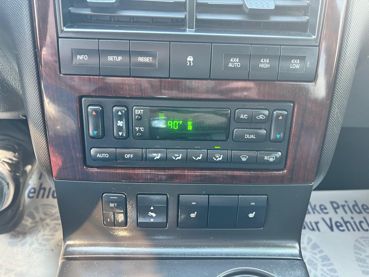 Ford Explorer 4WD 4dr Limited 2010