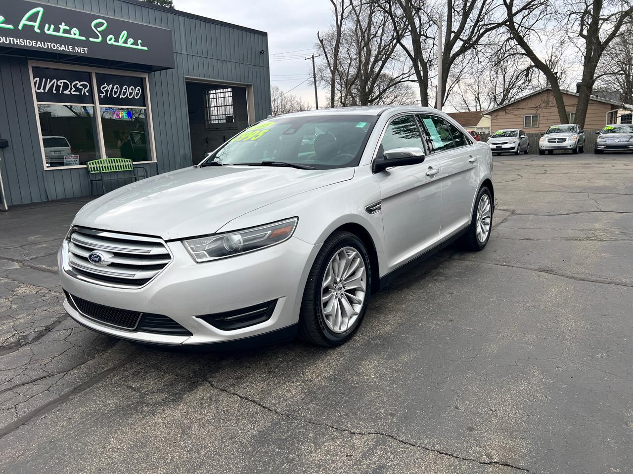 Ford Taurus 4dr Sdn Limited FWD 2015