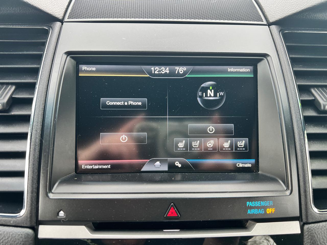 Ford Taurus 4dr Sdn Limited FWD 2015