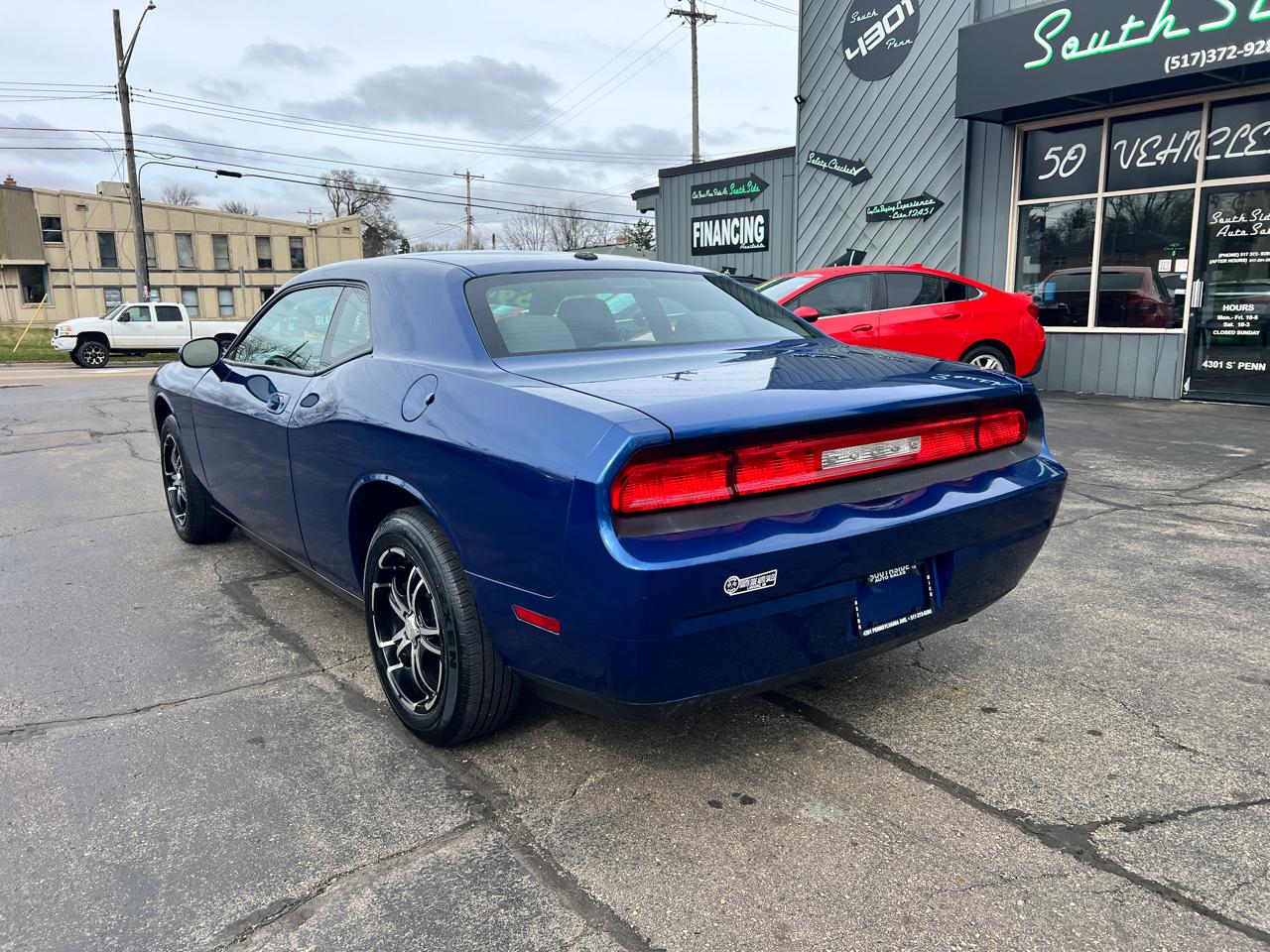 Dodge Challenger 2dr Cpe SE 2010