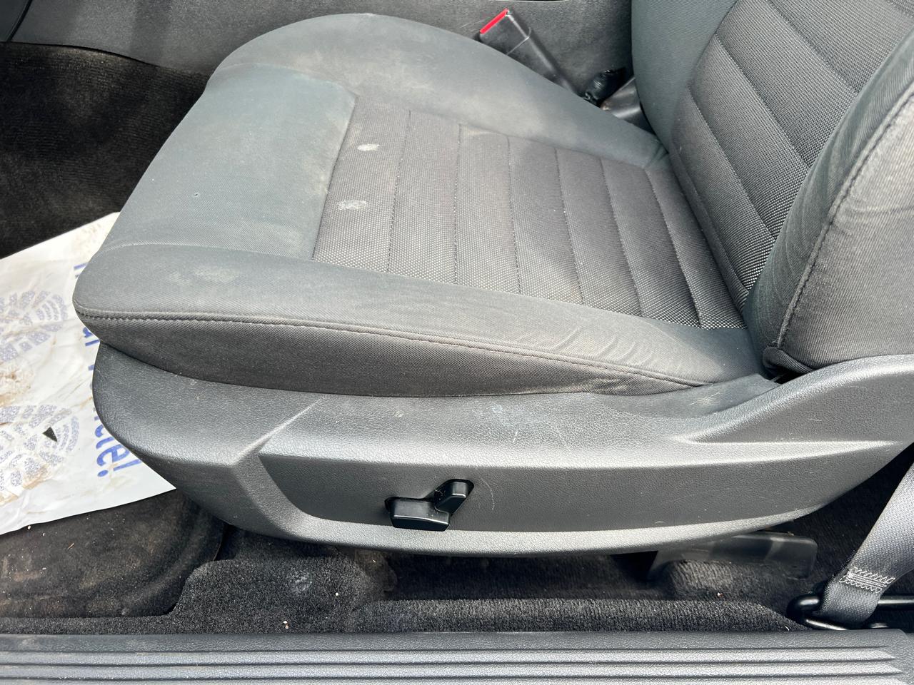 Dodge Challenger 2dr Cpe SE 2010