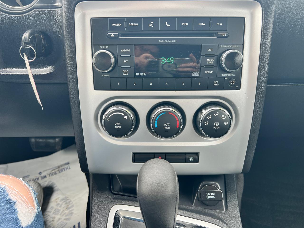 Dodge Challenger 2dr Cpe SE 2010