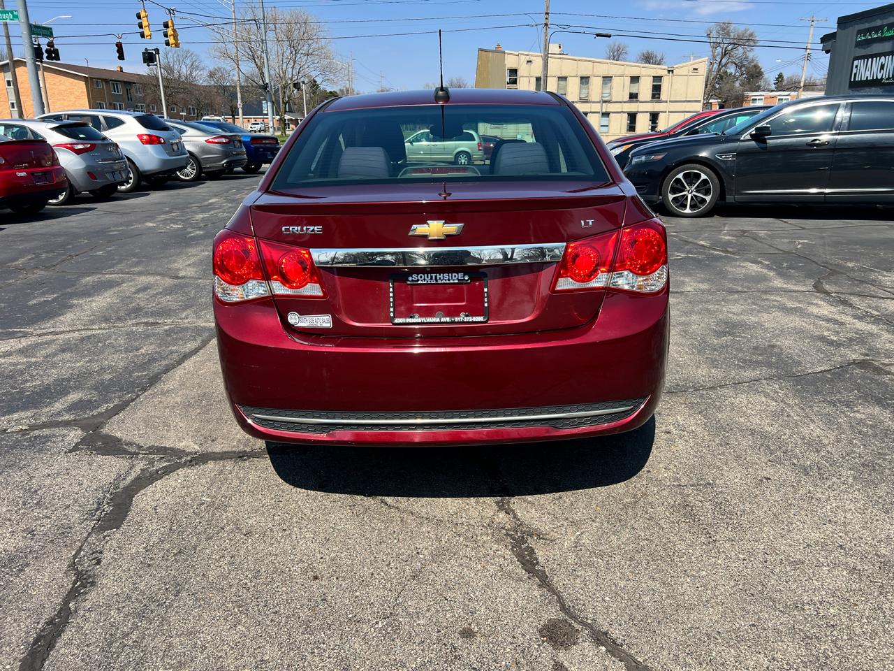 Chevrolet Cruze Limited 4dr Sdn Auto LT w/1LT 2016