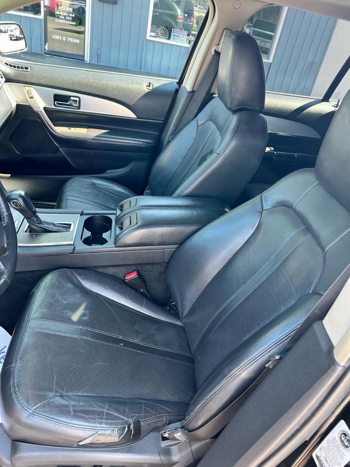 Lincoln MKX AWD 4dr 2011