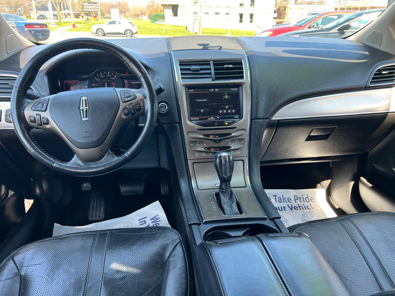 Lincoln MKX AWD 4dr 2011