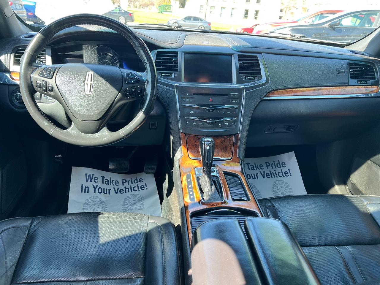 Lincoln MKS 4dr Sdn 3.7L AWD 2013