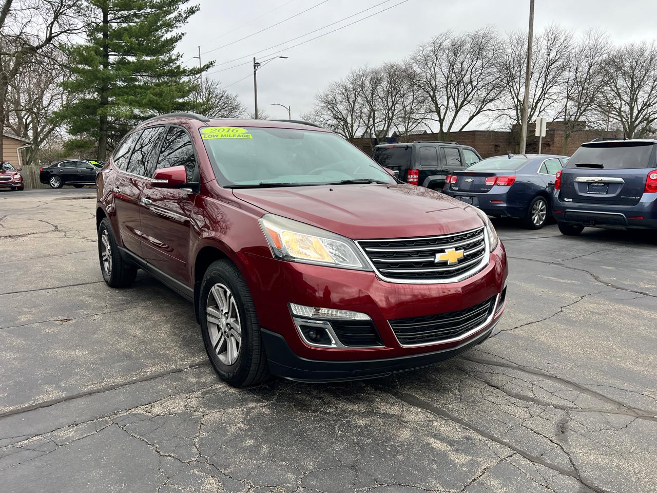 Chevrolet Traverse AWD 4dr LT w/2LT 2016