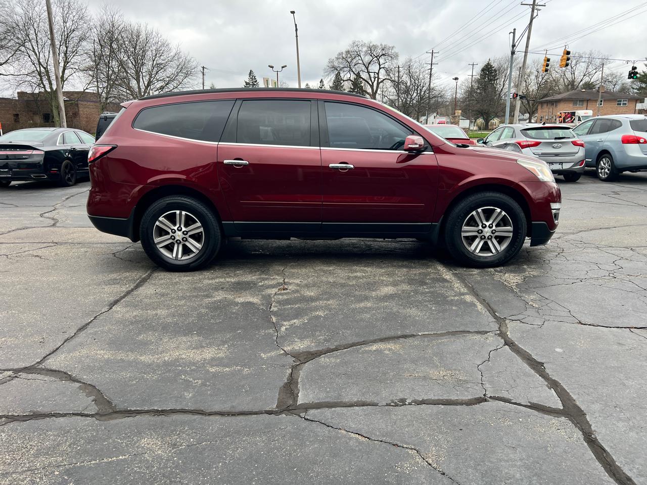 Chevrolet Traverse AWD 4dr LT w/2LT 2016
