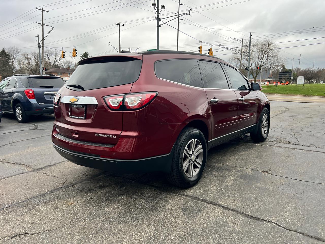 Chevrolet Traverse AWD 4dr LT w/2LT 2016