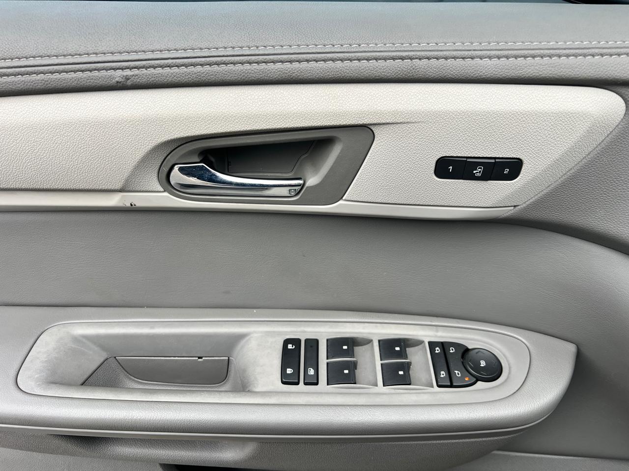 Chevrolet Traverse AWD 4dr LT w/2LT 2016